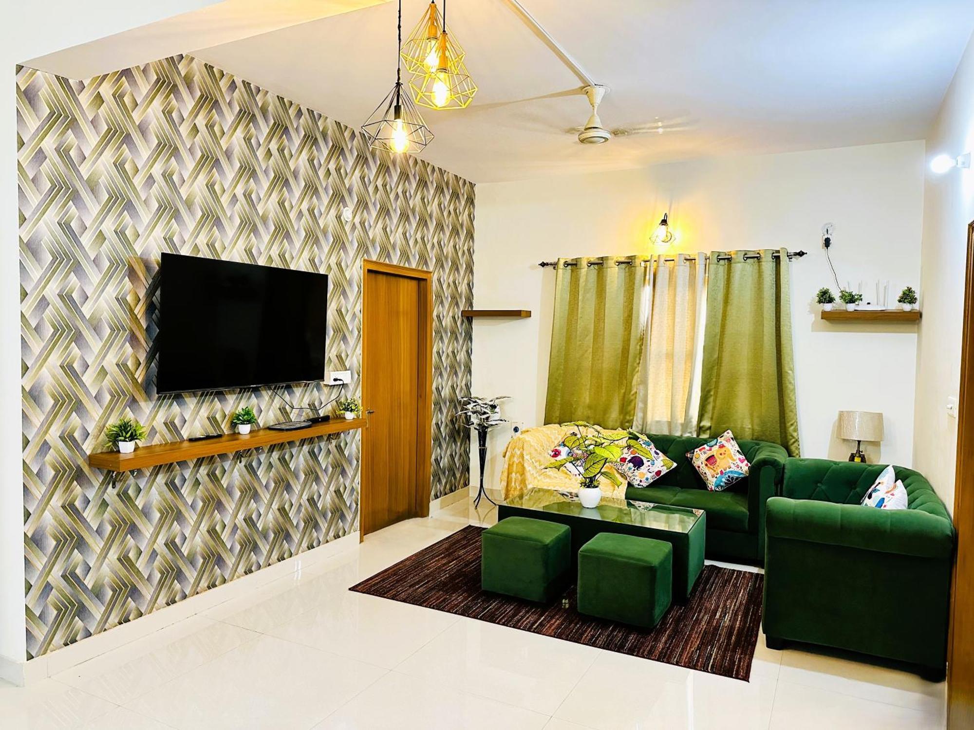 Zoomstay - 3Bhk Apartments Βαρανάσι Εξωτερικό φωτογραφία