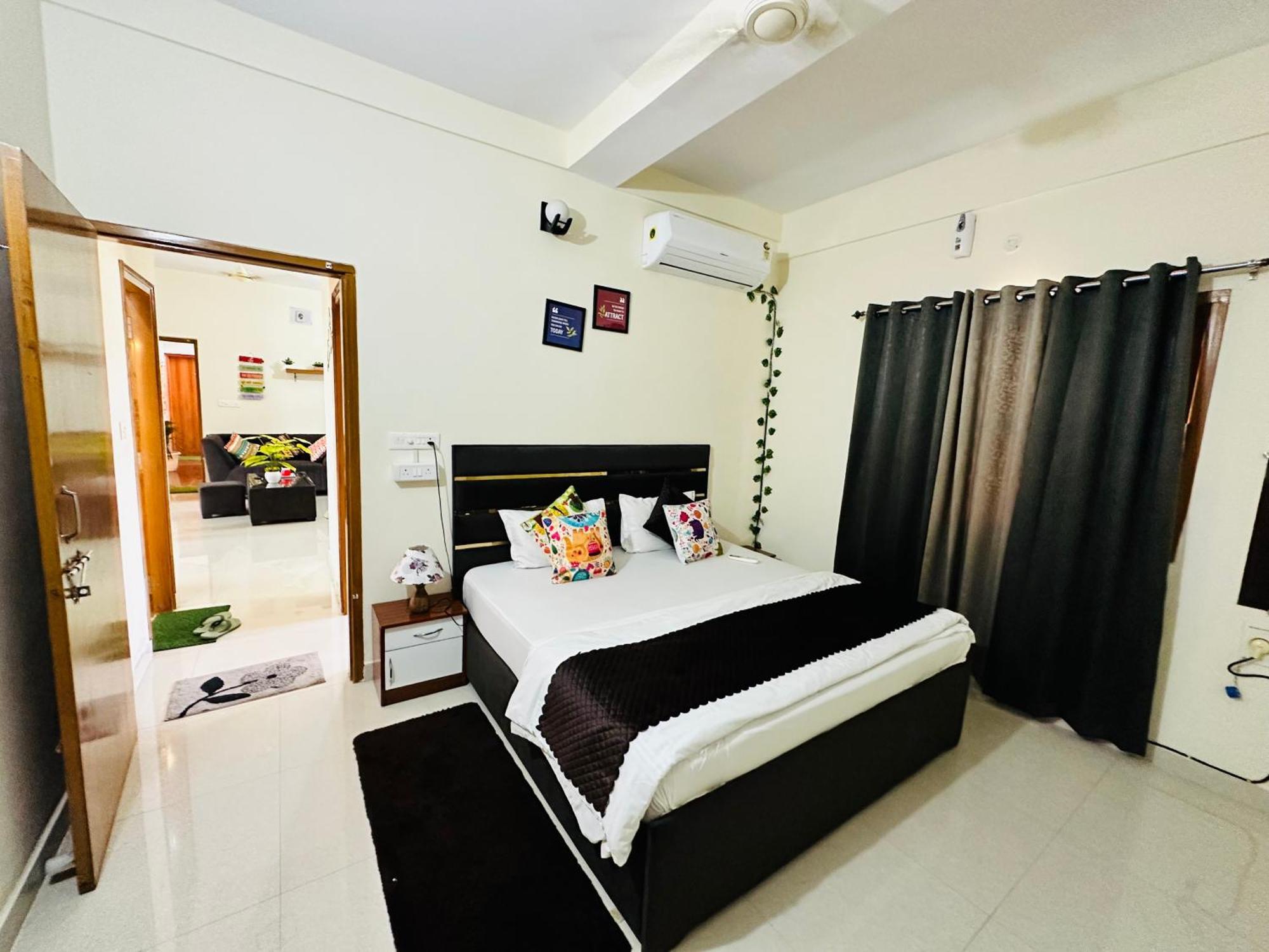 Zoomstay - 3Bhk Apartments Βαρανάσι Εξωτερικό φωτογραφία