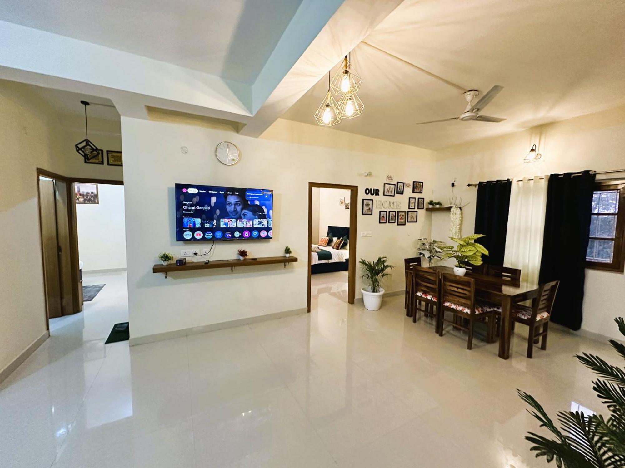 Zoomstay - 3Bhk Apartments Βαρανάσι Εξωτερικό φωτογραφία